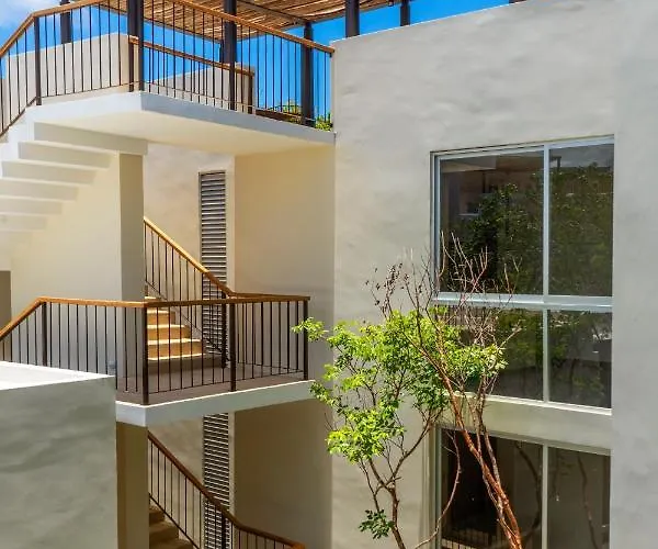 Premium With Direct Pool Access Near Calle 7
