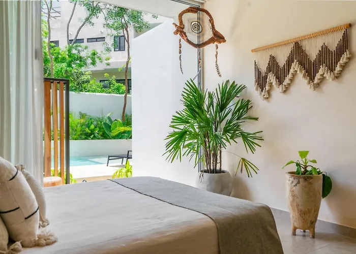 Premium With Direct Pool Access Near Calle 7